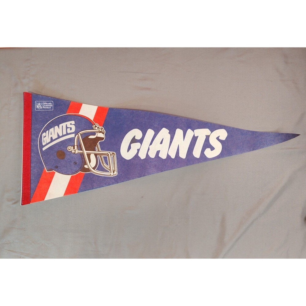 Vintage NFL New York Giants Football Felt Pennant 12"x30"